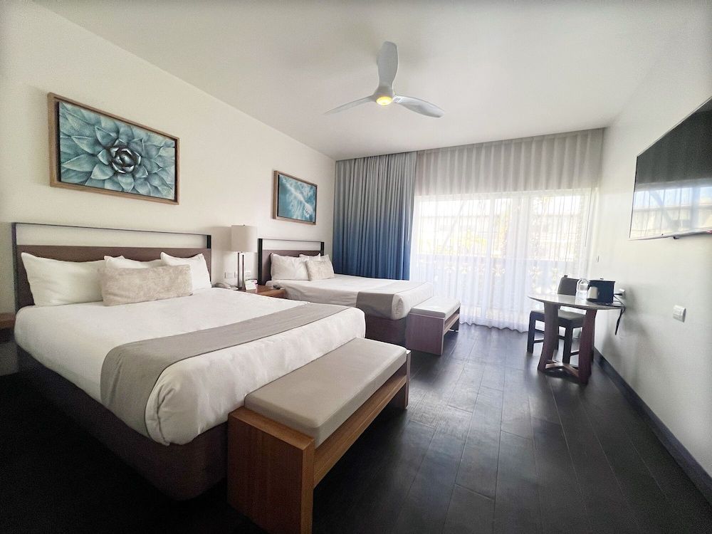 San Nicolas Hotel and Casino Deluxe Double Room 2