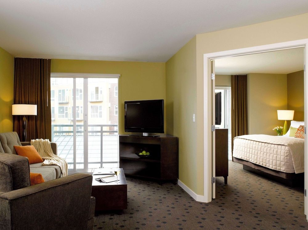 Room, 1 Bedroom, Accessible (Roll-in Shower)
