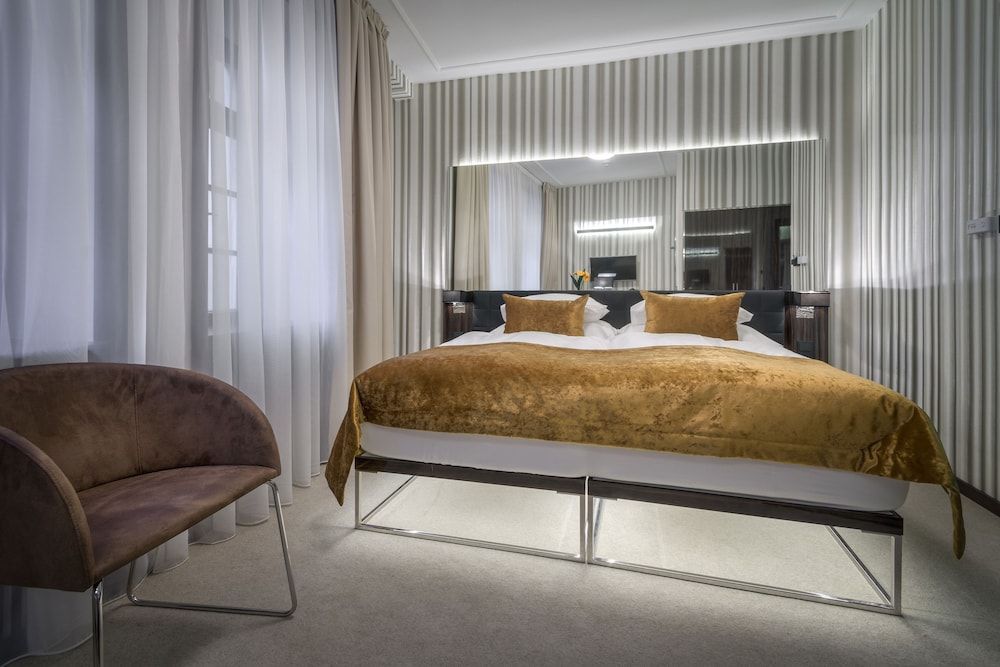 Clementin Standard Double Room 3