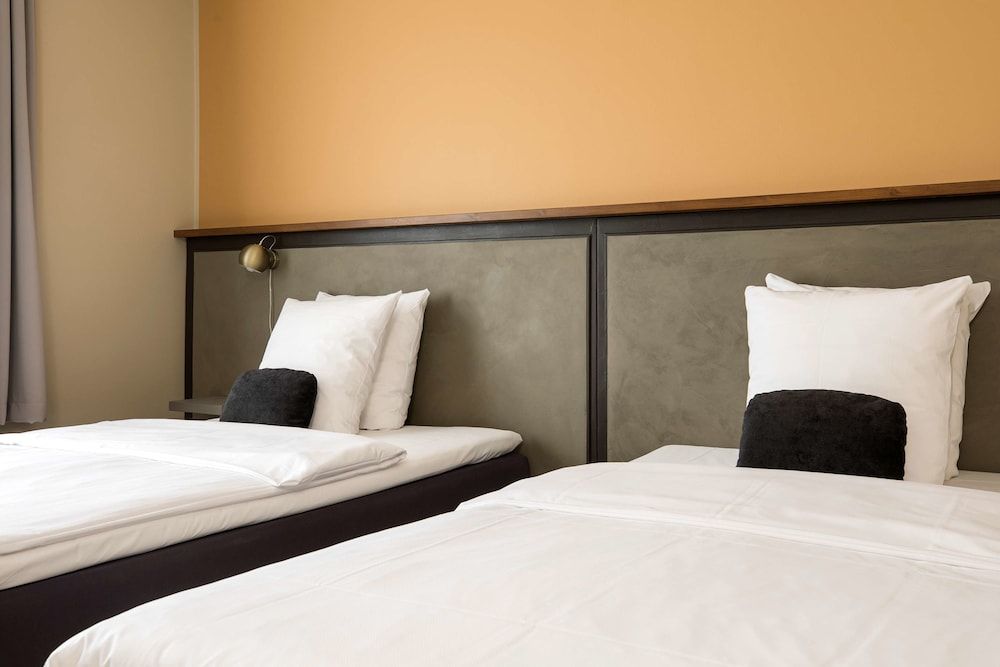 Best Western Royal Holstebro Standard Room, 2 Twin Beds, Non Smoking, Bathtub