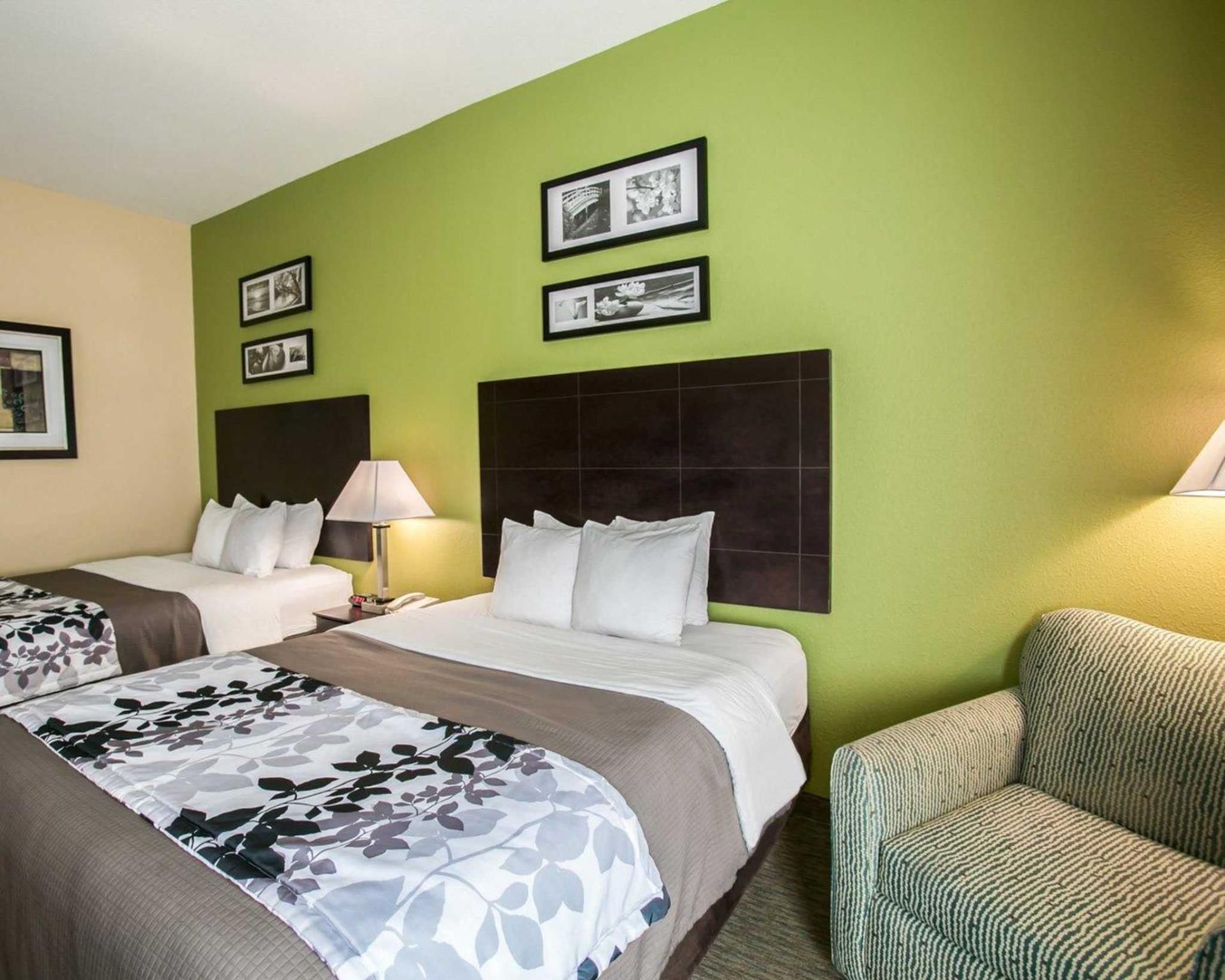 undefined Sleep Inn & Suites Near Downtown North 3