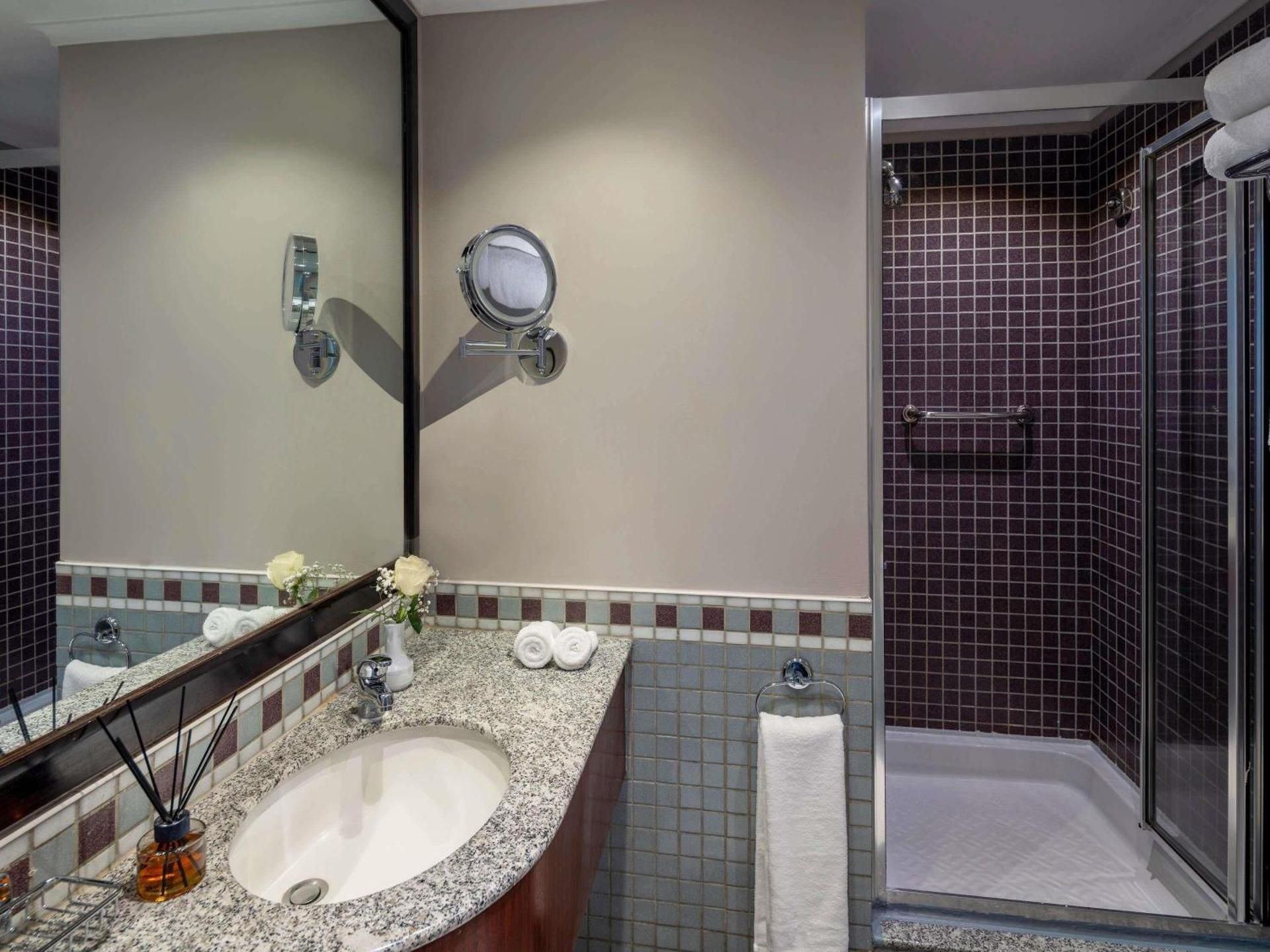 Executive Twin Room with Tower View