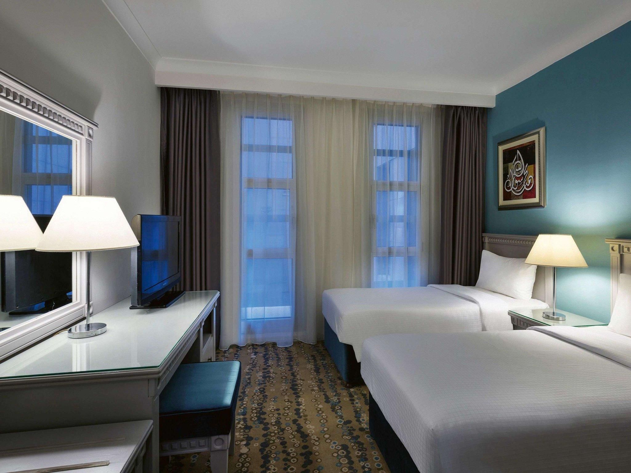 Classic Comfort 2 Single Beds Tower View