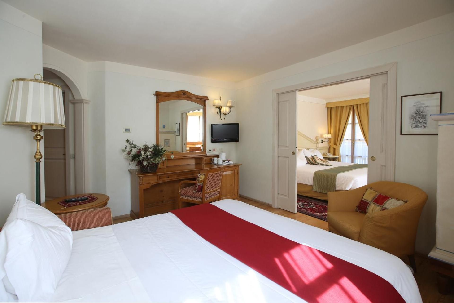Deluxe Suite