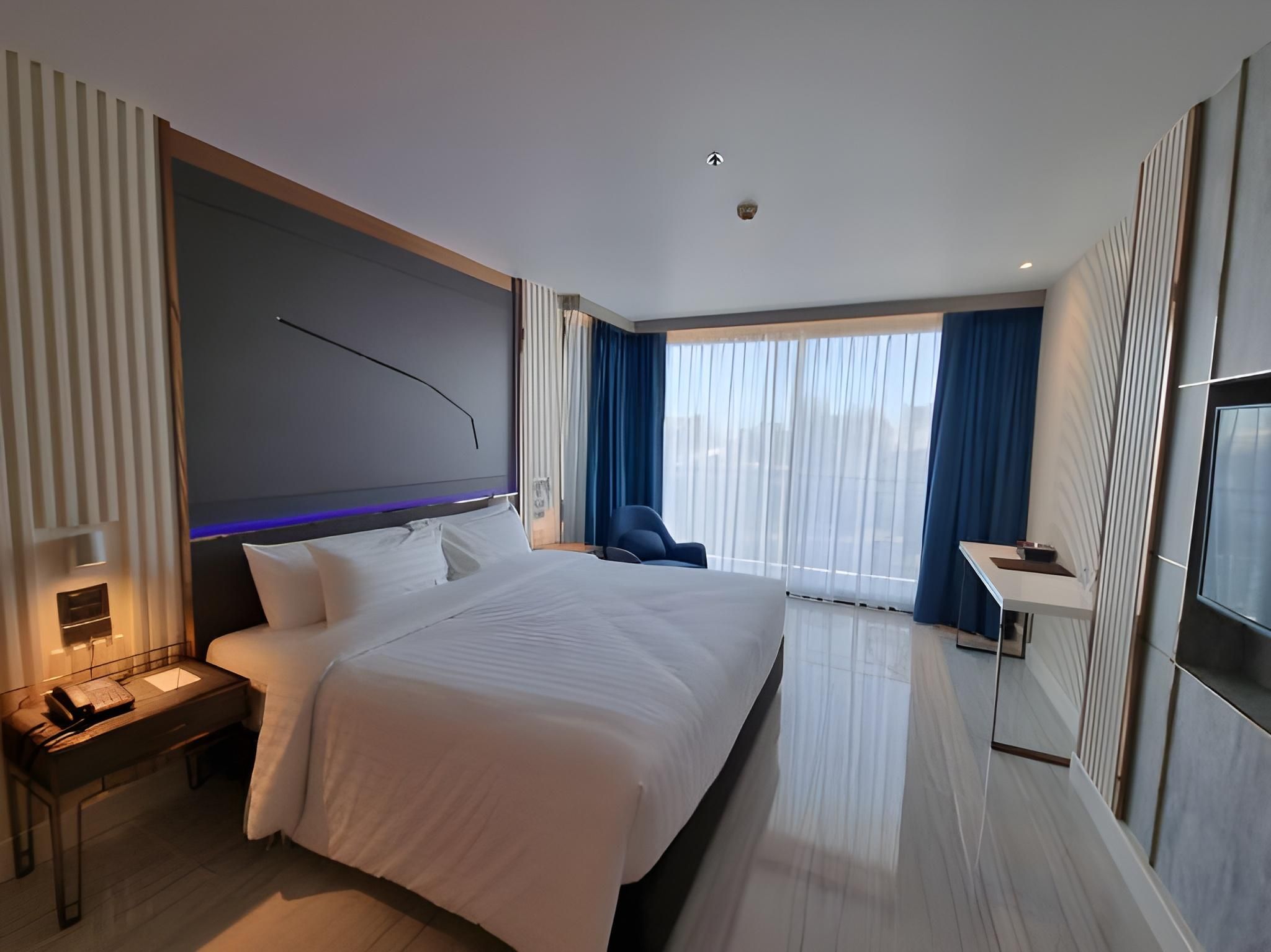 DEE Tower Deluxe Room