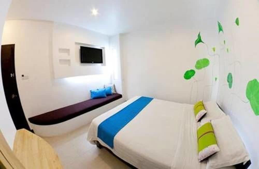 undefined Hotel Cara 9