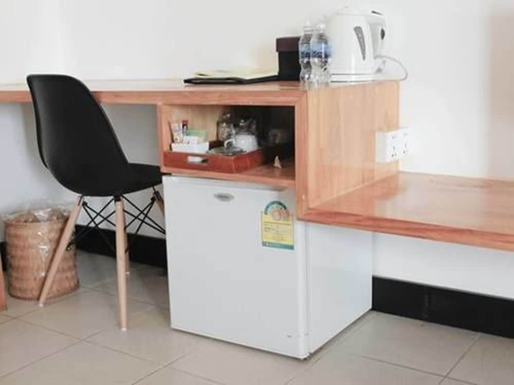 Hotel Cara Deluxe Single Room 3