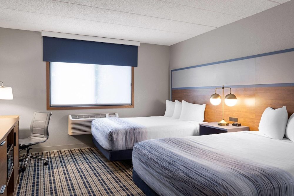 Room, 2 Queen Beds, Non Smoking