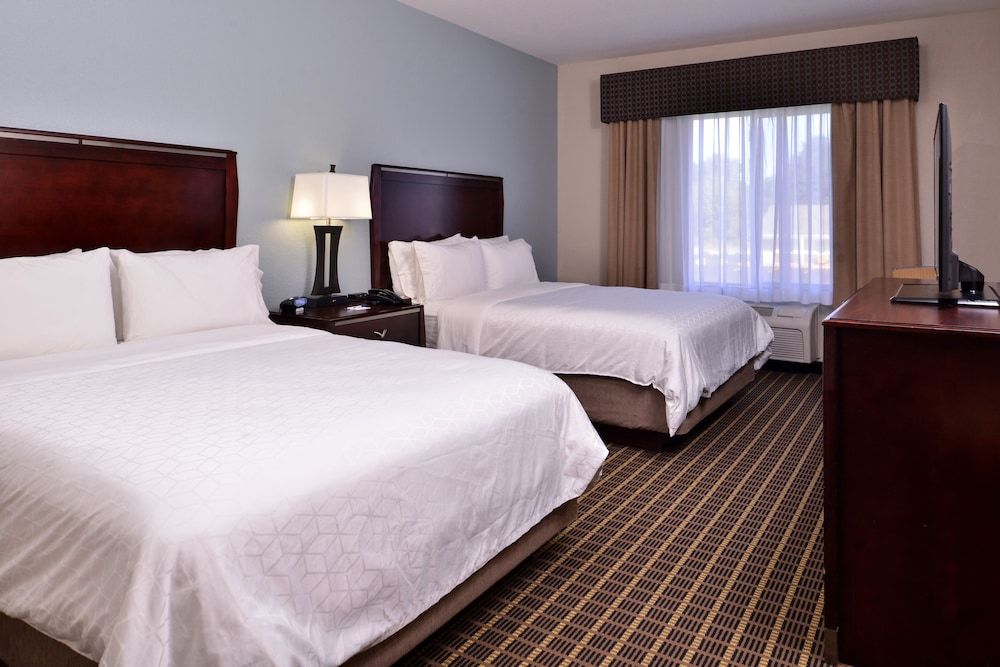 Standard Room, 2 Queen Beds, Accessible Bathtub (Mobility)