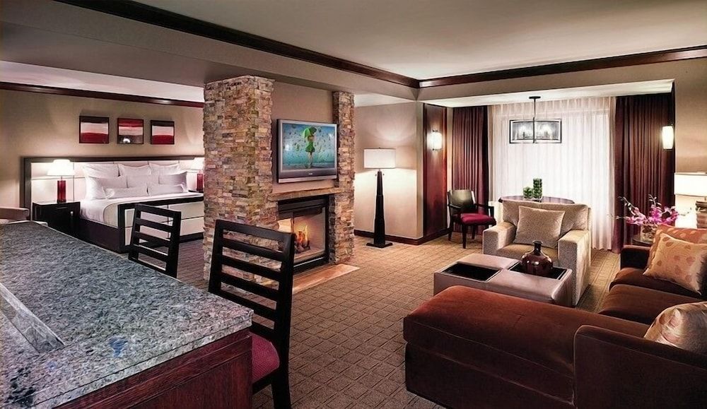 Ameristar Casino Resort Spa Black Hawk Spa Suite King 2