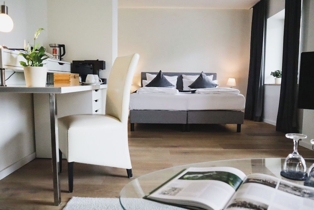 Das Parkhotel Standard Double Room 2