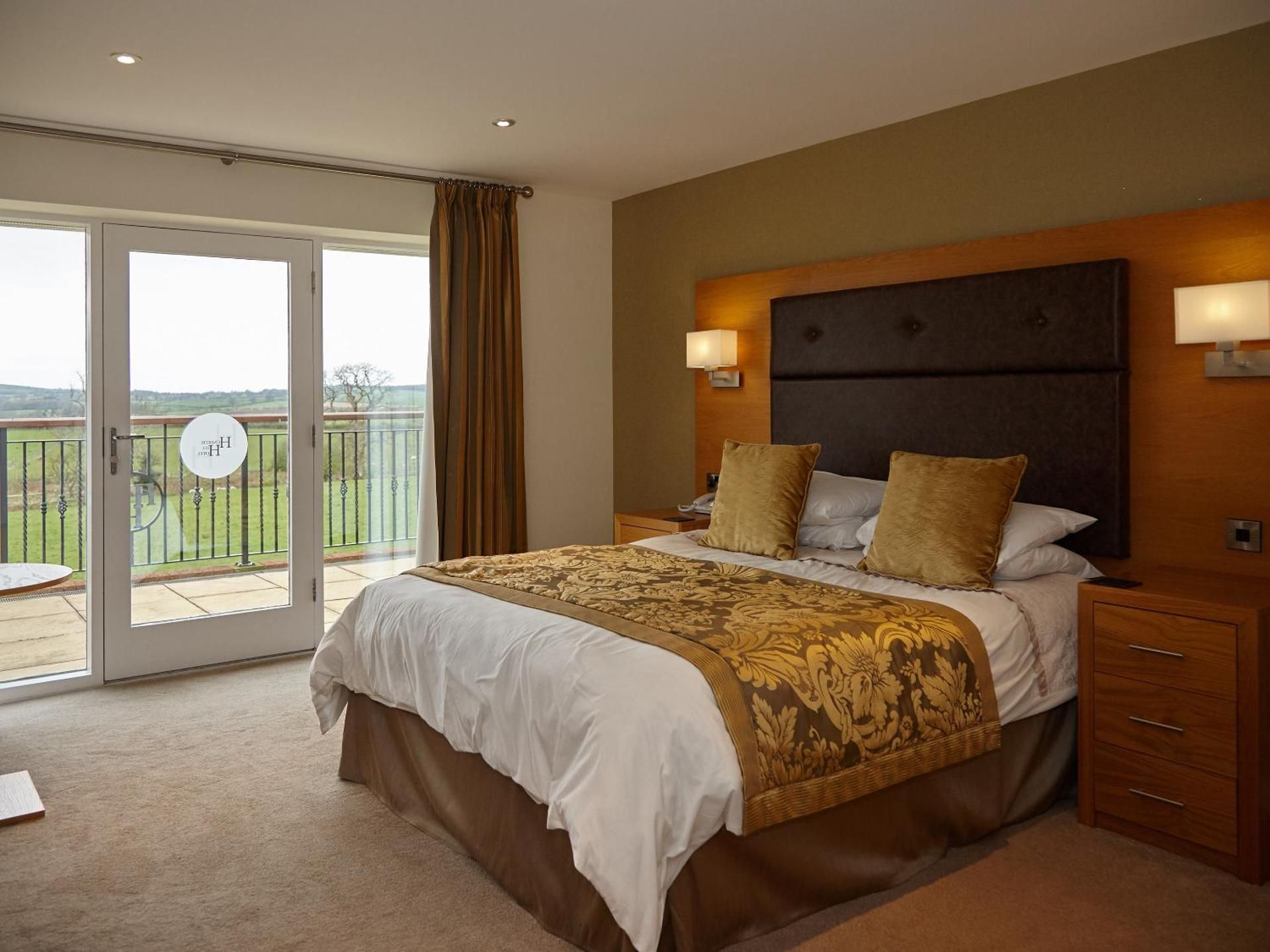 Hundith Hill Hotel Deluxe Double Room with Balcony