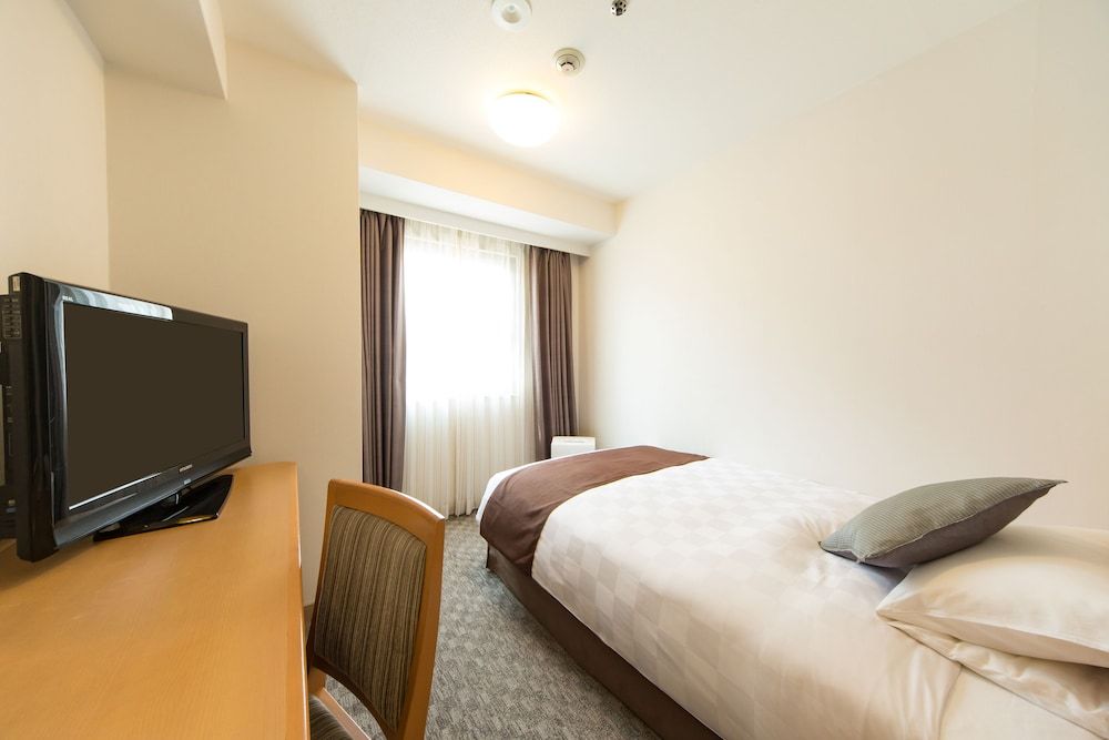 undefined Osaka Tokyu REI Hotel 6