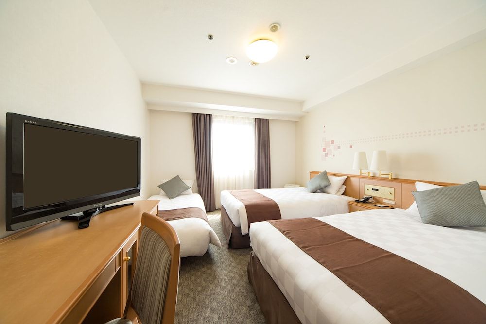 Triple Room, Non Smoking (18.4square meters)