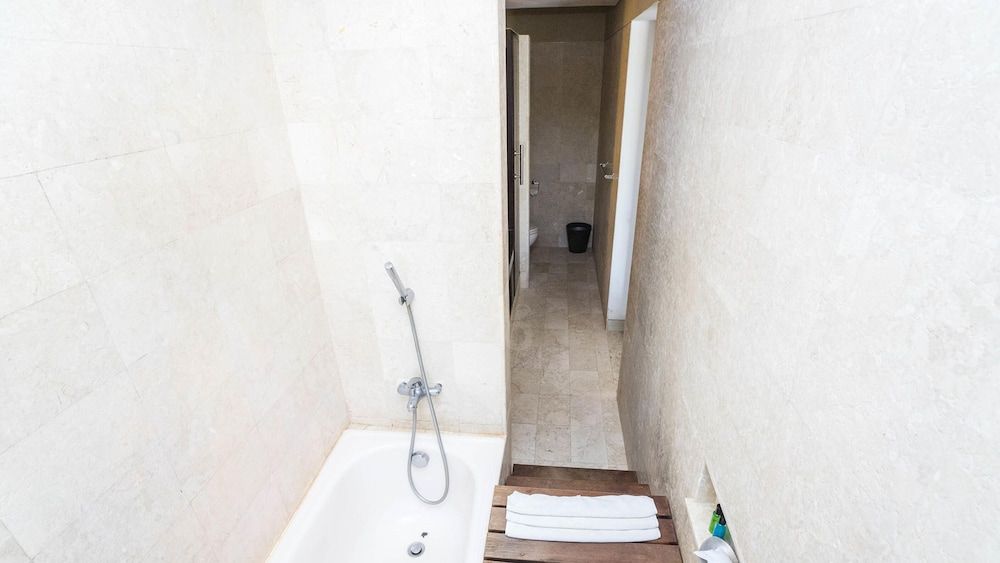 Villa Diana Bali Deluxe Villa, Multiple Bedrooms, Pool View, Garden Area 21