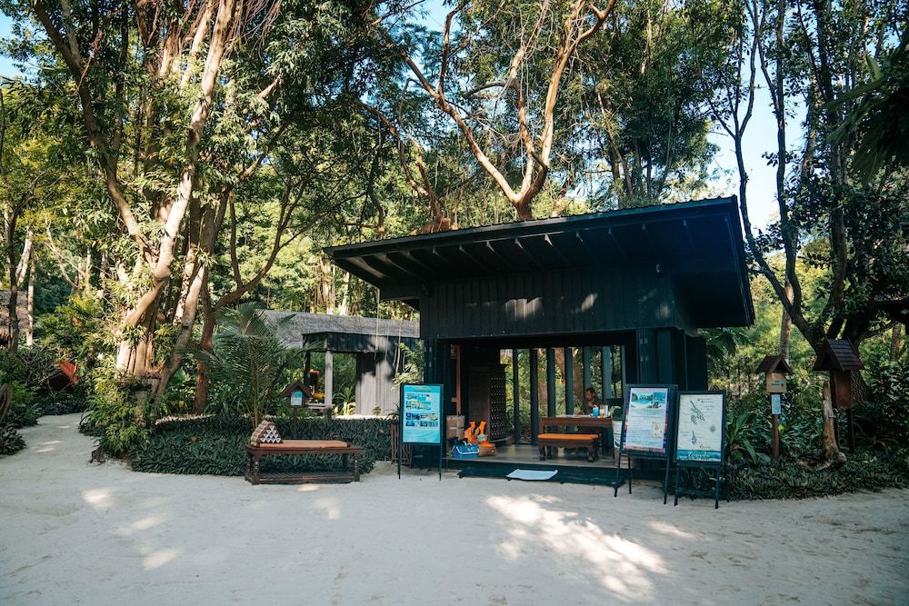 undefined Zeavola Resort 7