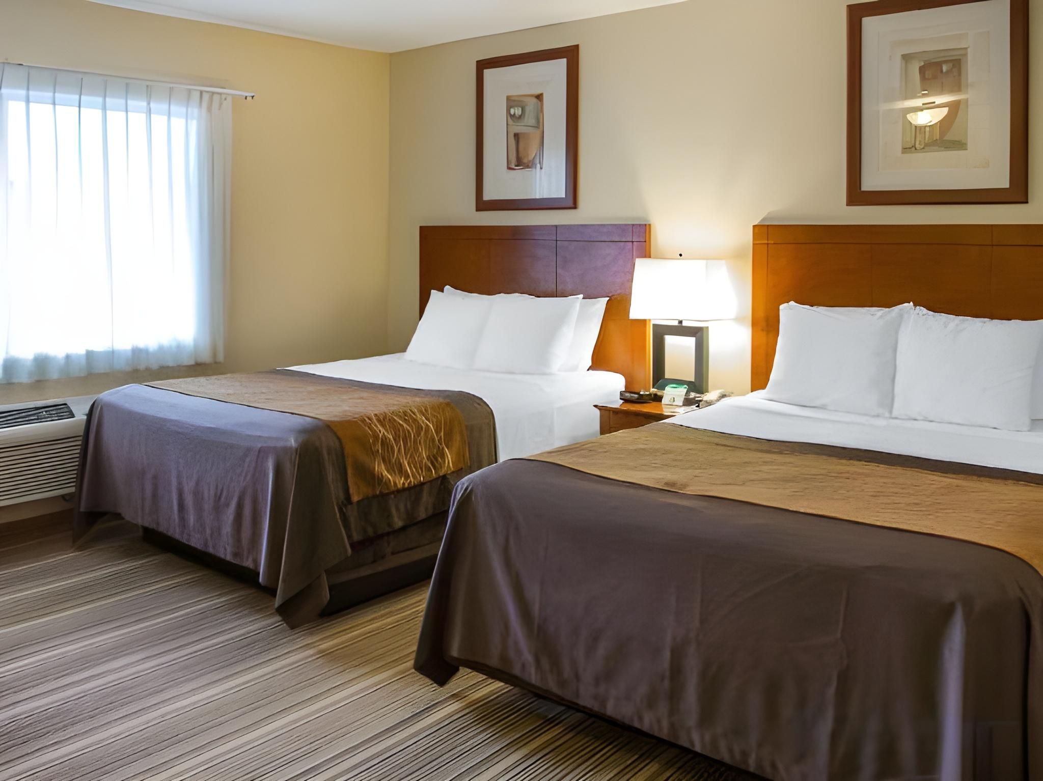 2 Queen beds, No Smoking
