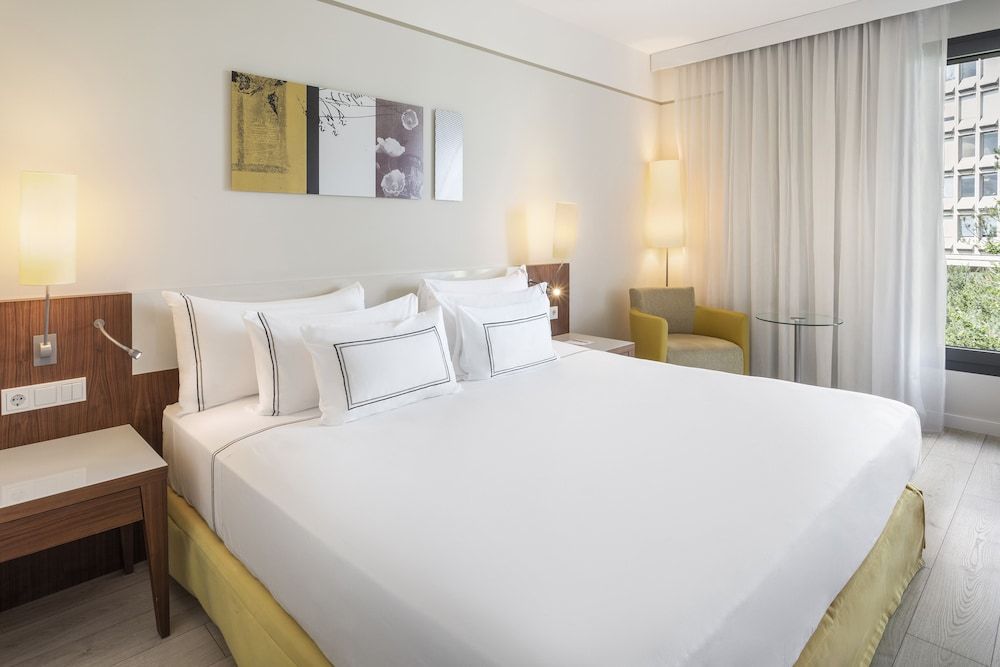 Melia Luxembourg Melia Guestroom