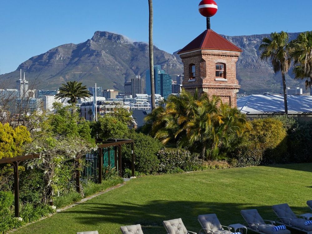 undefined Dock House Boutique Hotel & Spa by NEWMARK 9