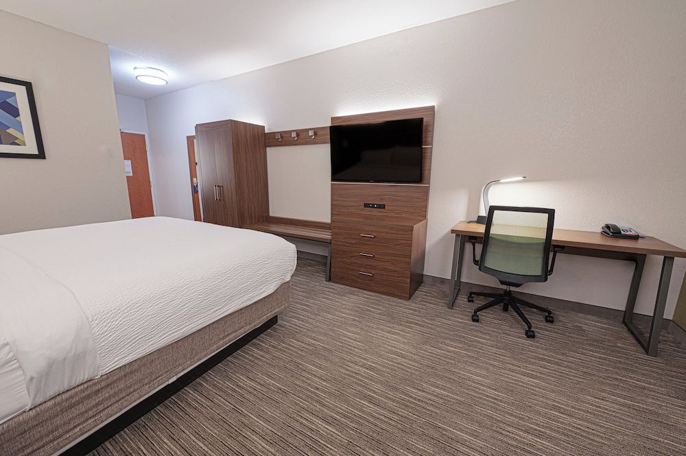 Suite, 1 King Bed