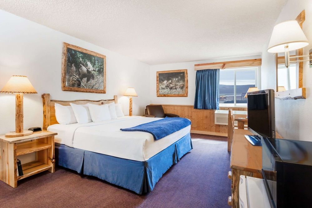 Room, 1 King Bed, Non Smoking