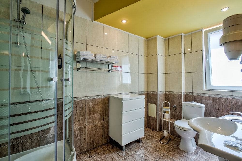 Hotel Ambient Deluxe Double Room 12