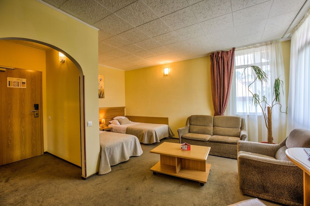 Hotel Ambient Budget Twin 3 stars wing, no A/C, no elevator, no SPA 6