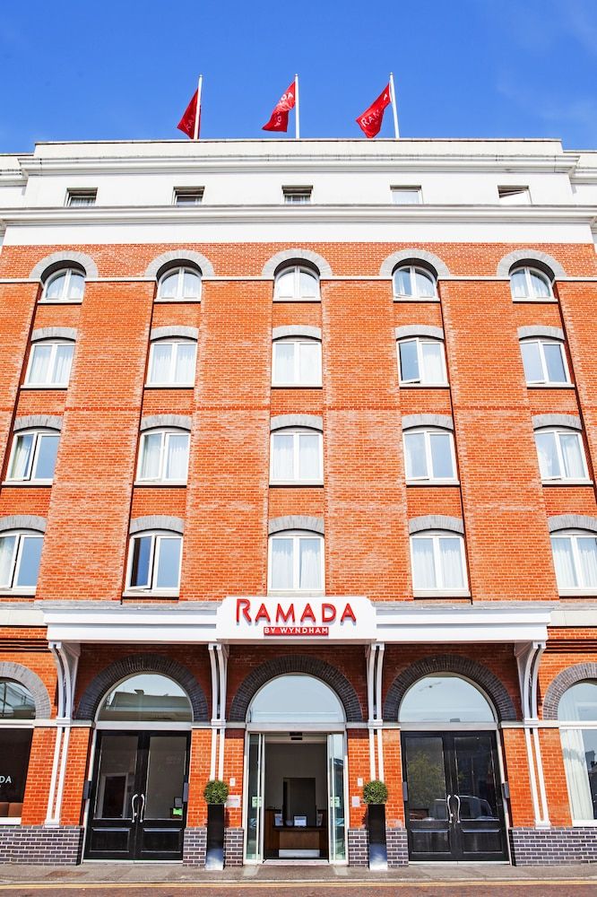 undefined Ramada by Wyndham Belfast City Centre 8