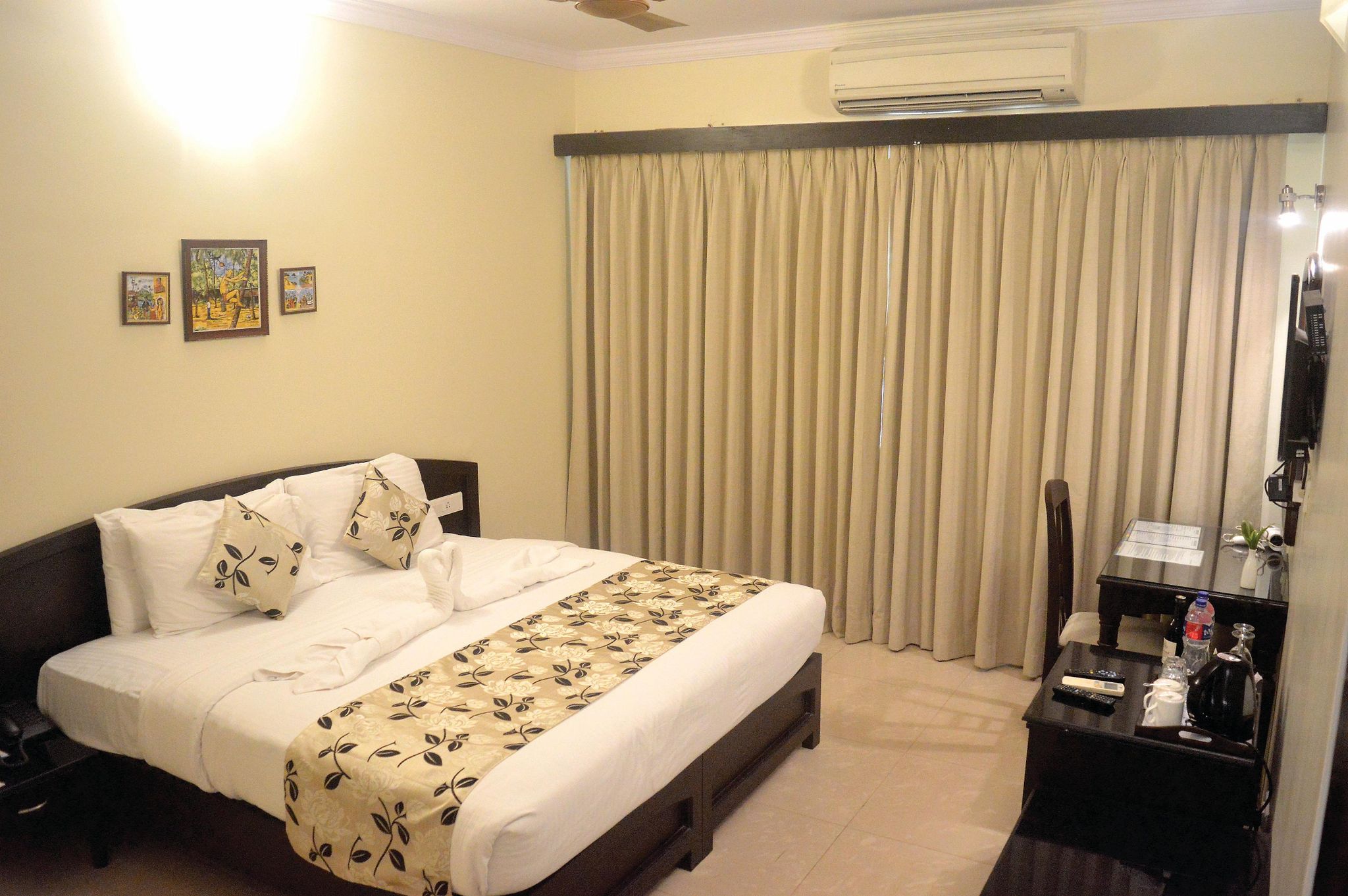 Calangute Towers - AM Hotel Kollection Deluxe 2