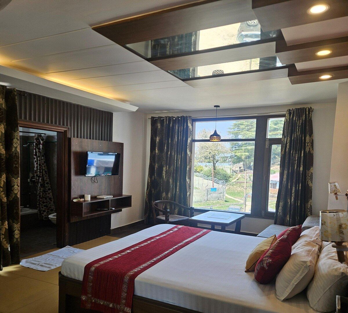 HOTEL GRACE MOUNT  Deluxe Non View Room 4