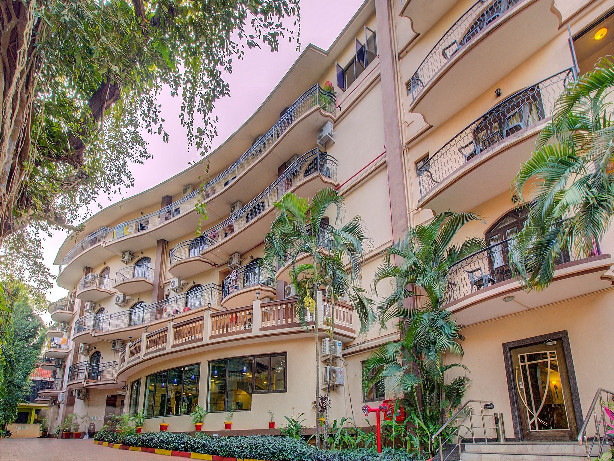 undefined Nazri Resort 6