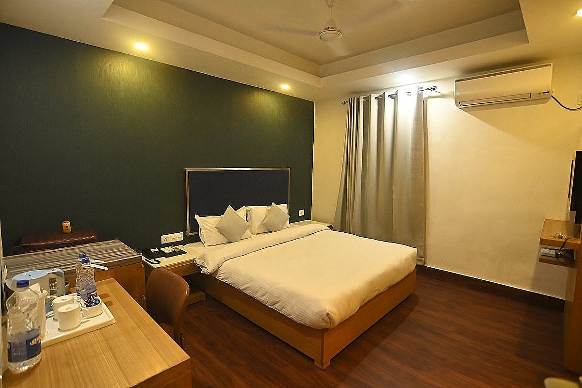 HOTEL PRAG CONTINENTAL EXECUTIVE ROOM 9