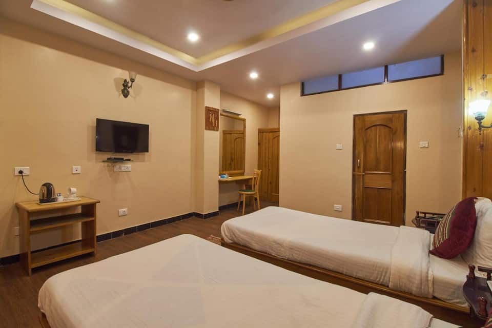 Hotel Garden Reach Deluxe Room 2