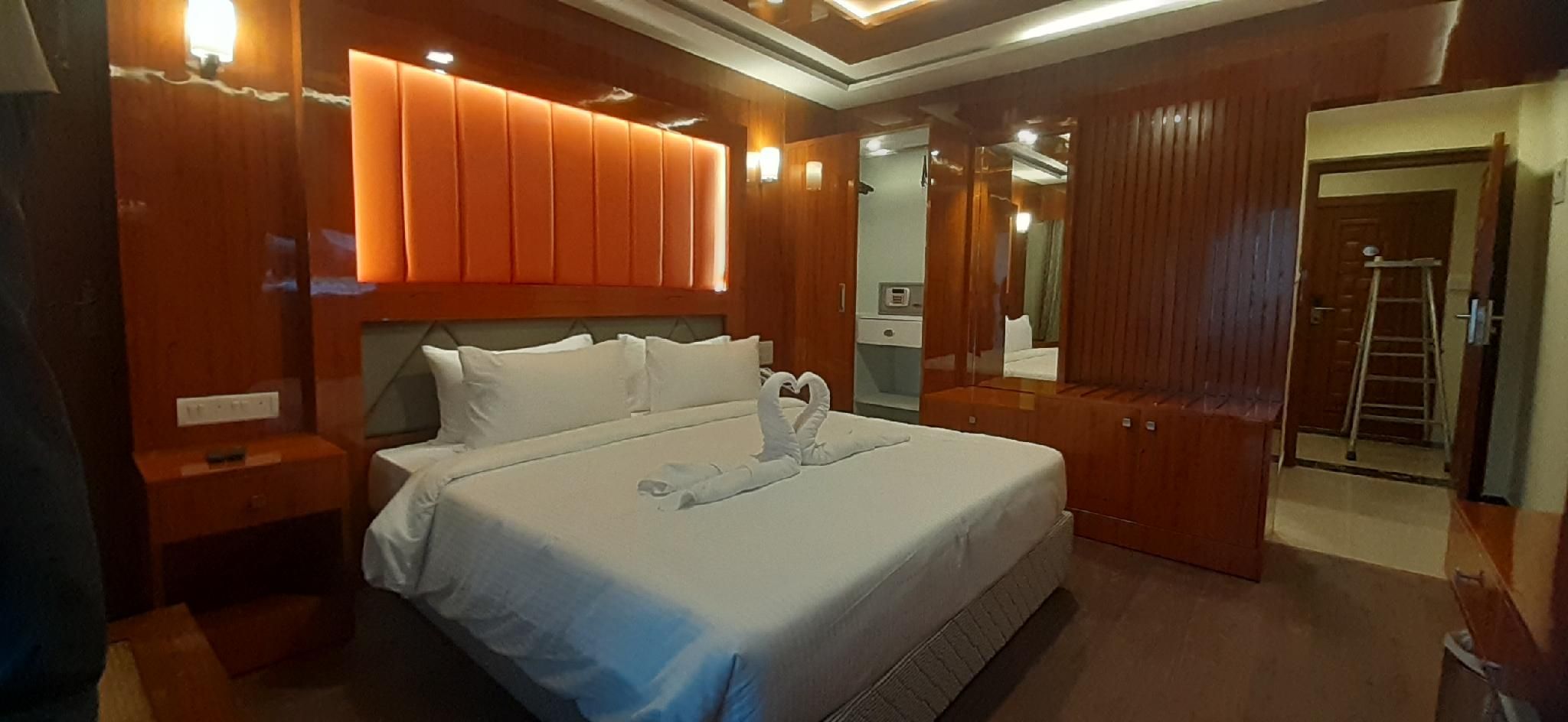 Benzz Park family Resort Kodaikanal Executive Rooms 11