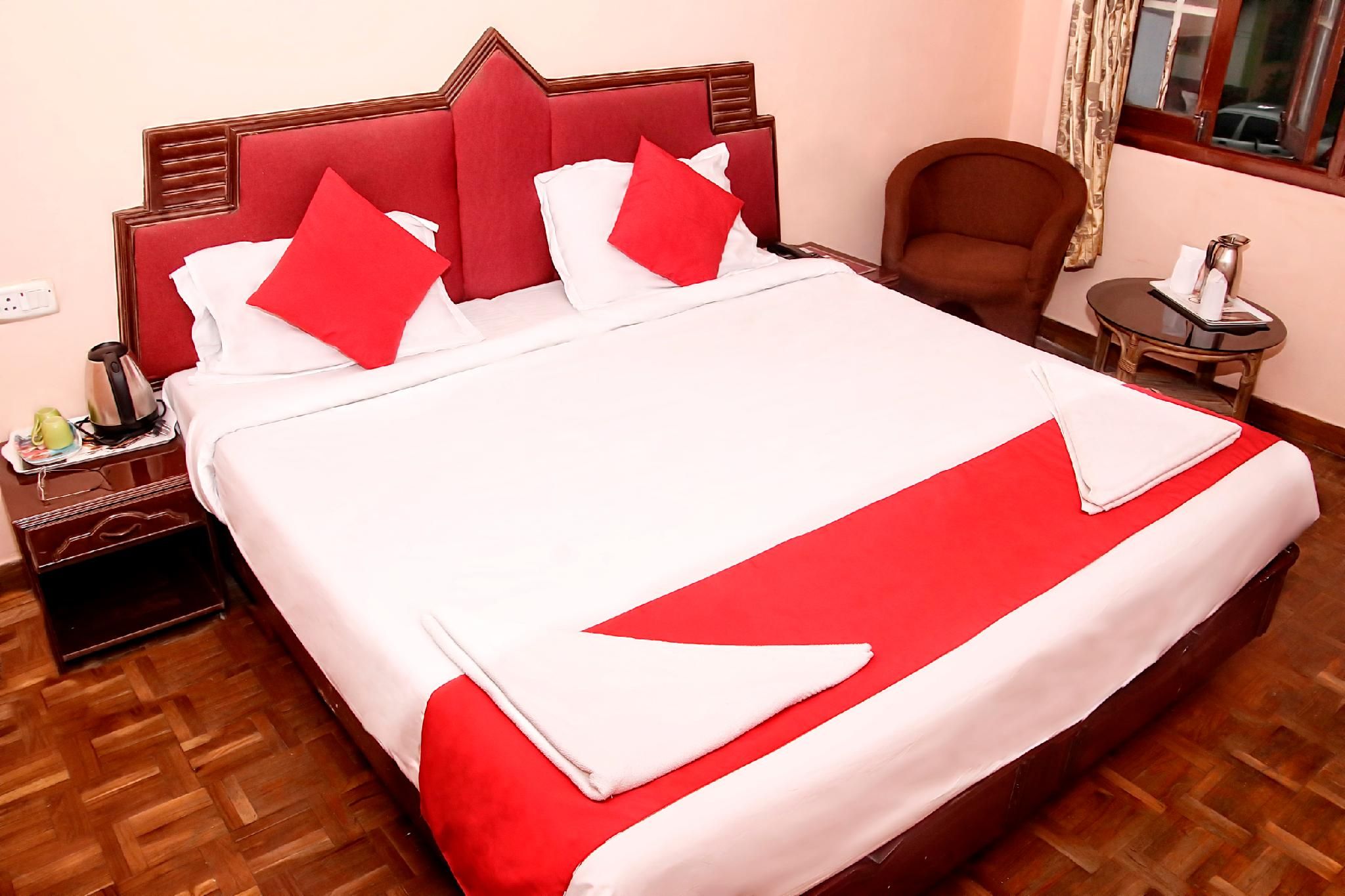 Deluxe King Room