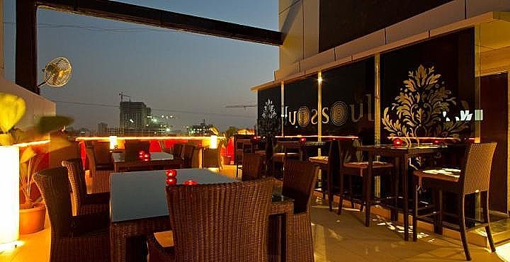 Food & Dining