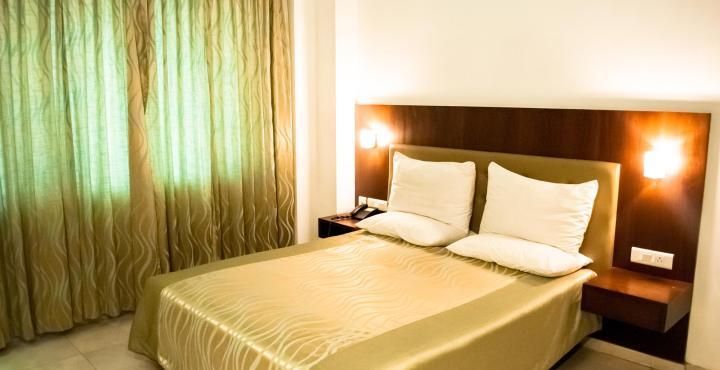 Srinivas Saffron Hotel Deluxe Room 5