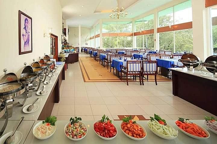 undefined MAXIMUNNAR T&U LEISURE HOTEL MUNNAR 4