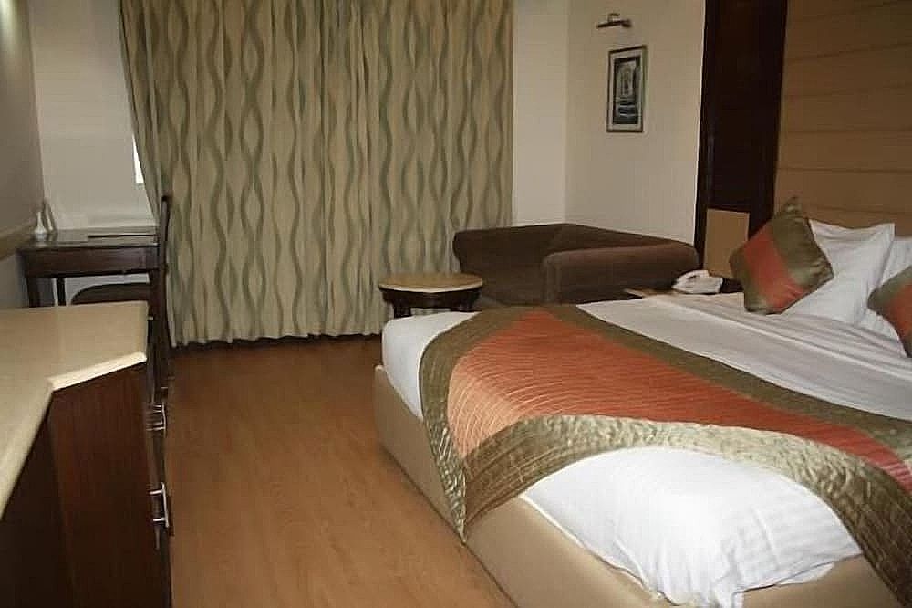 Deluxe Room, 1 King Bed