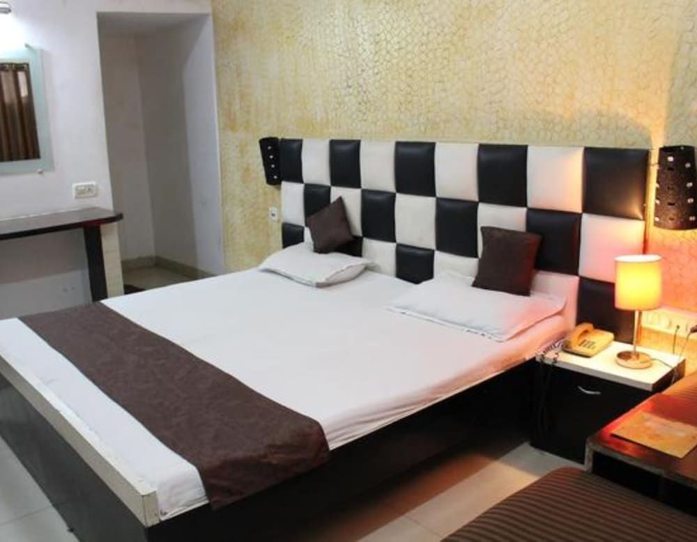 undefined Hotel Amit Regency 3