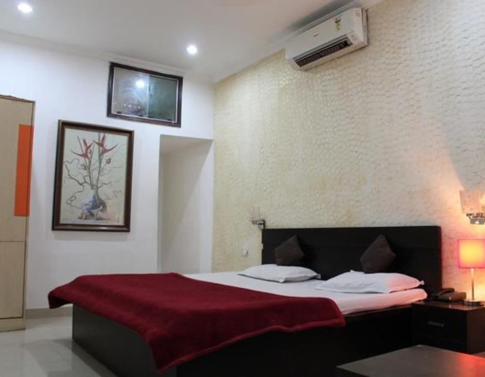 undefined Hotel Amit Regency 6