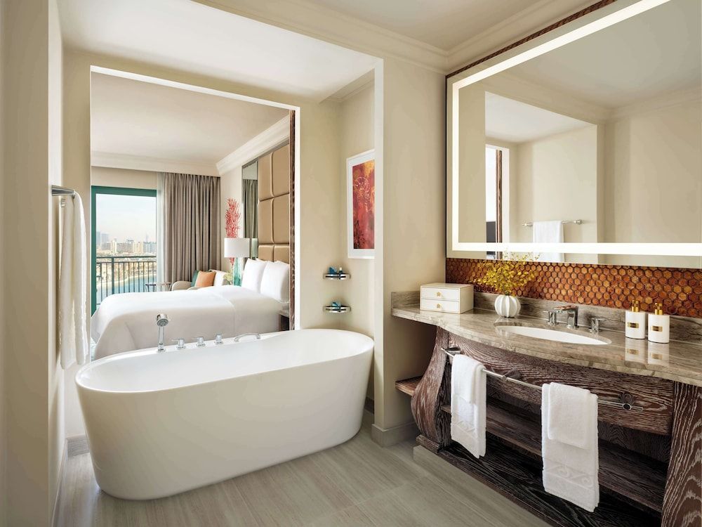 Atlantis, The Palm Imperial Club King Room - Palm View 4