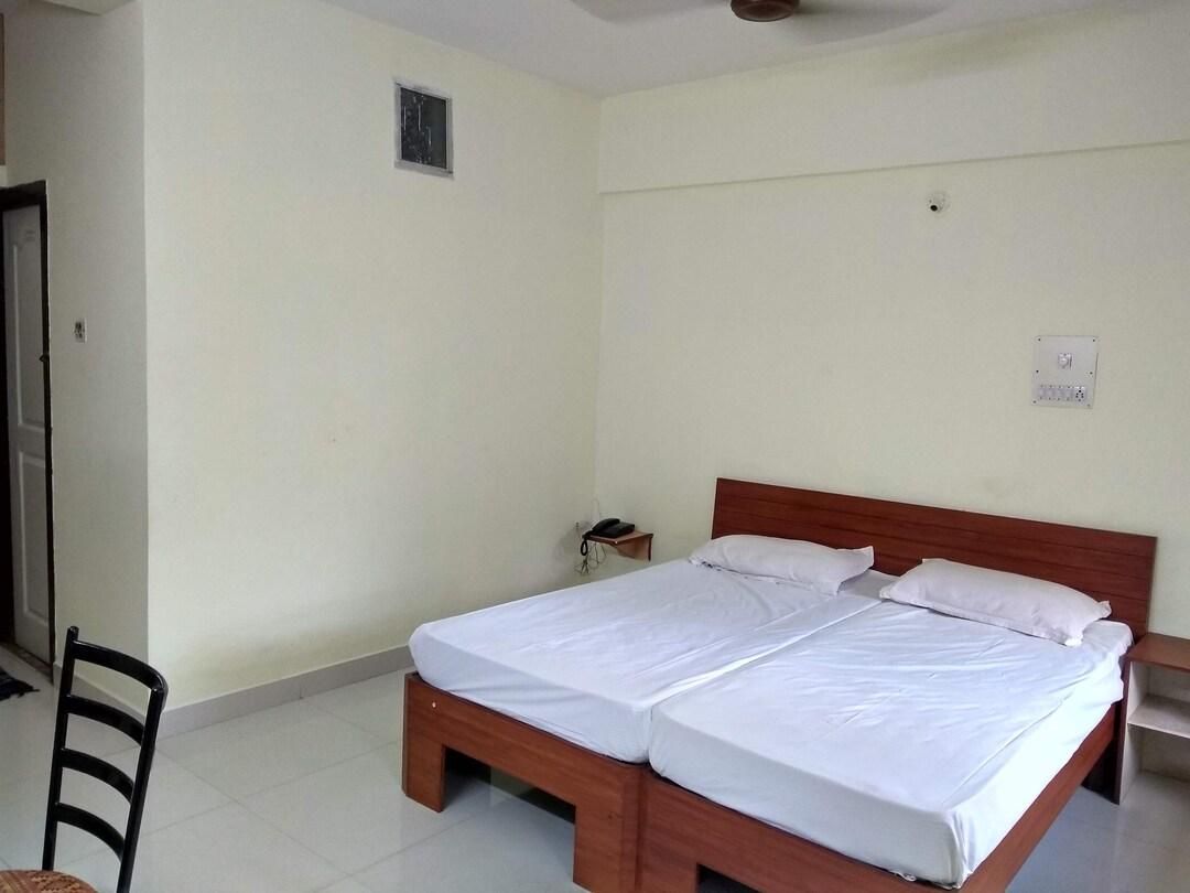 Hotel Surya  Double Room Non Ac 3