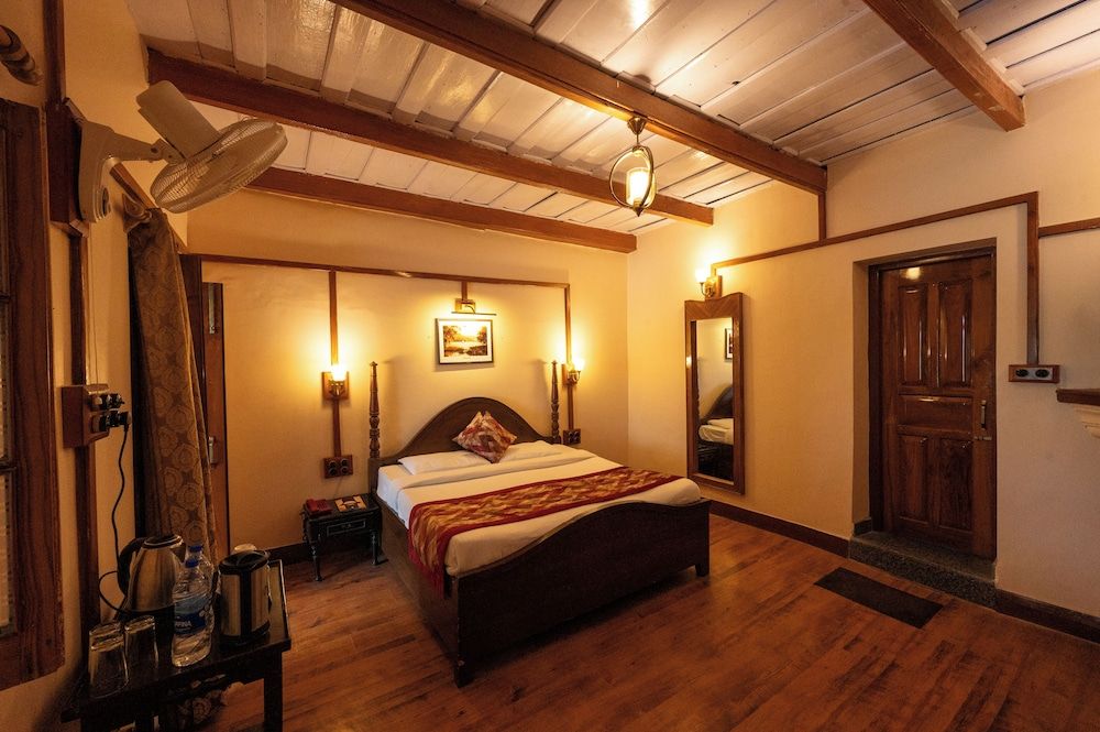 Himalaya Hotel - Nainital Suite (Heritage) 5