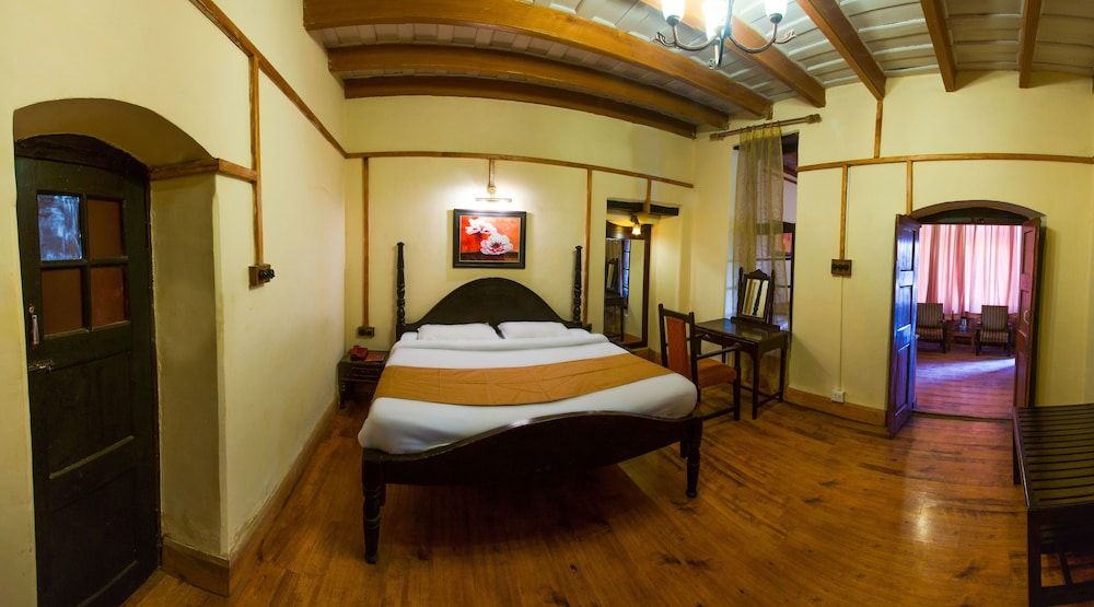 Himalaya Hotel - Nainital Suite (Heritage) 3