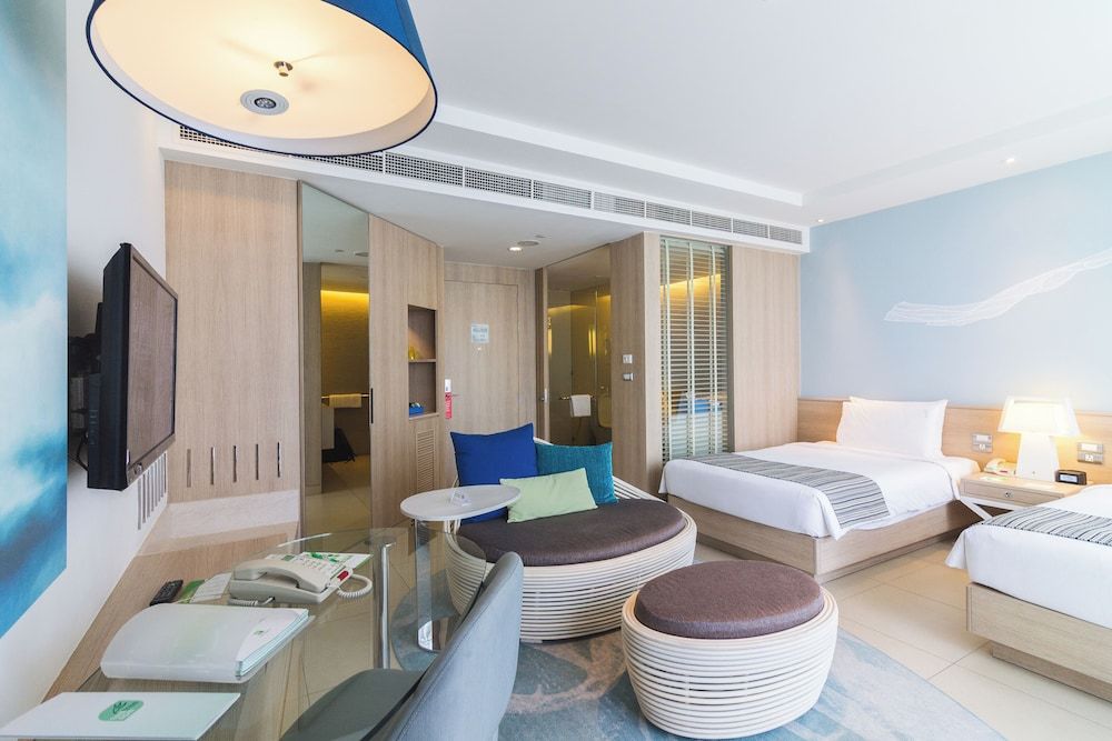 Holiday Inn Pattaya by IHG Standard Room 2