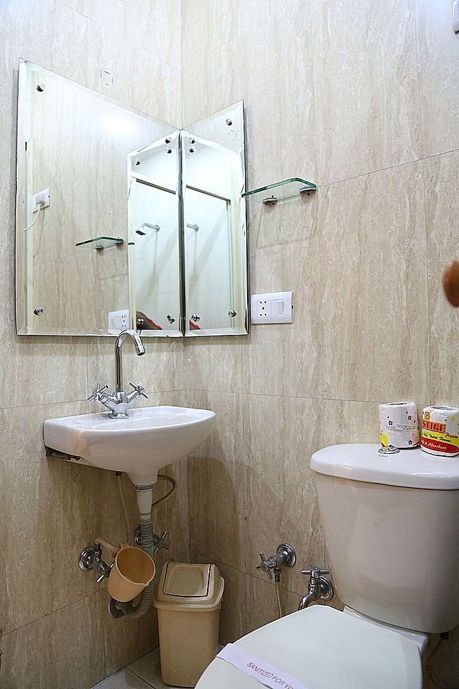 Hotel Aster Inn Deluxe Room 19