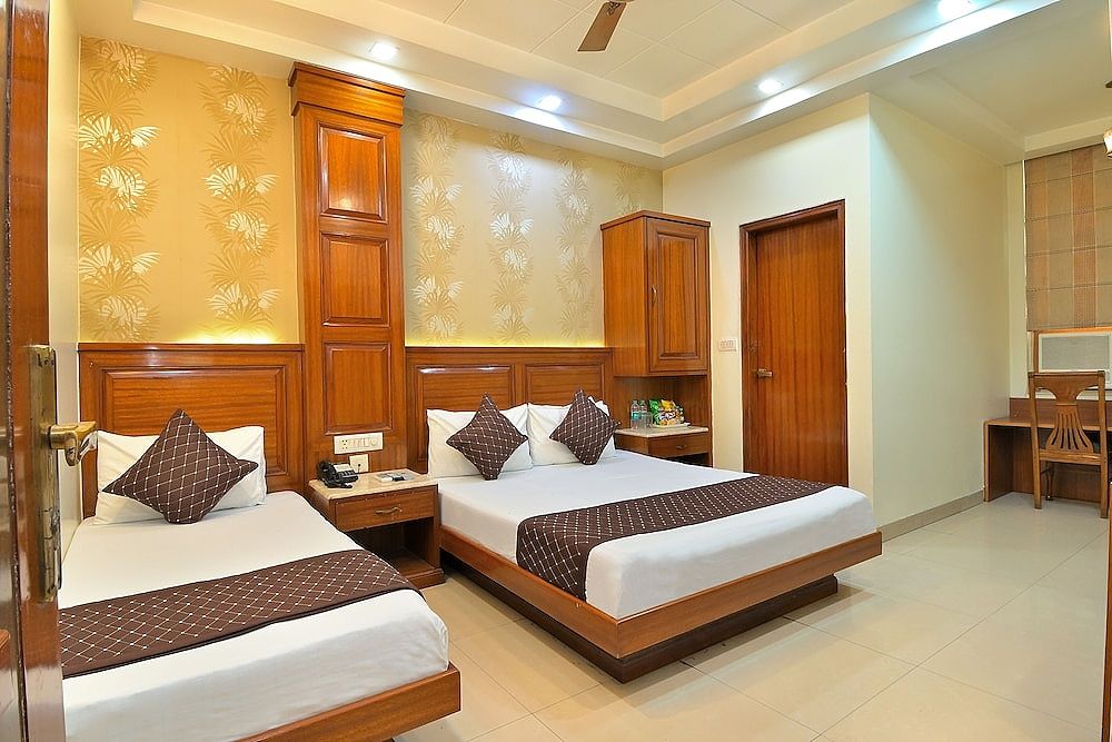 Hotel Aster Inn Deluxe Room 14