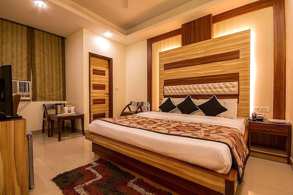 Hotel Aster Inn Deluxe Room 6