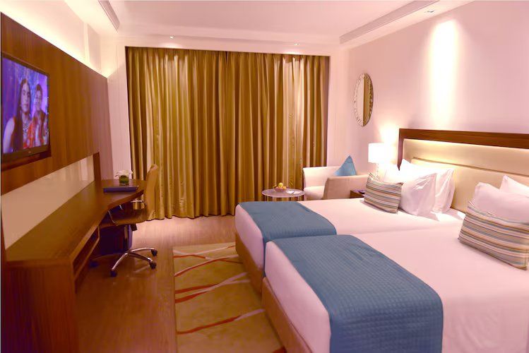 Golden Tulip Lucknow Club Room - 2 Single Beds 25SQM Free WiFi